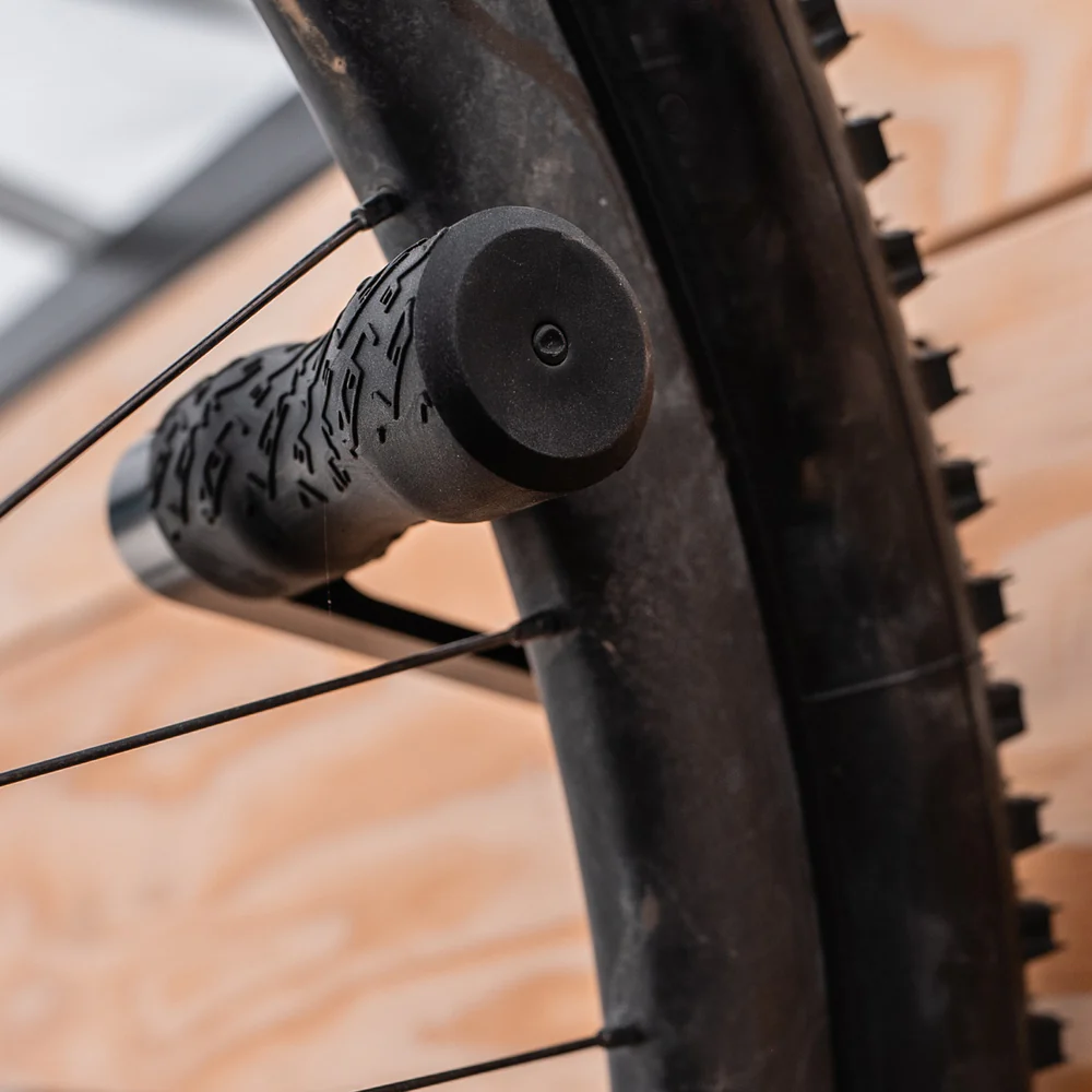 Lezyne CNC Alloy Wheel Hook Black / Silver